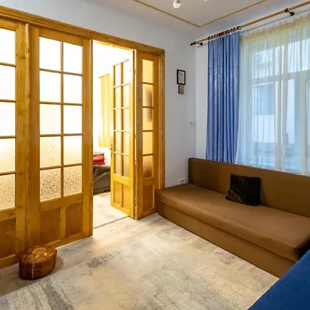 Apartamento 4 Regie Orhideea *