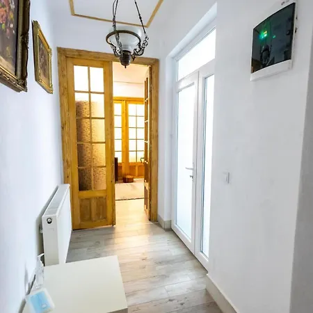 Apartamento 4 Regie Orhideea