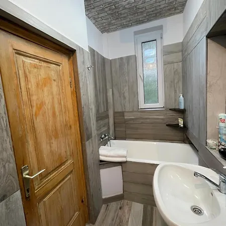 Apartament 4 Regie Orhideea