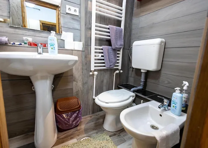 Casa Buliga Apartament 4 Crangasi Regie Orhideea *